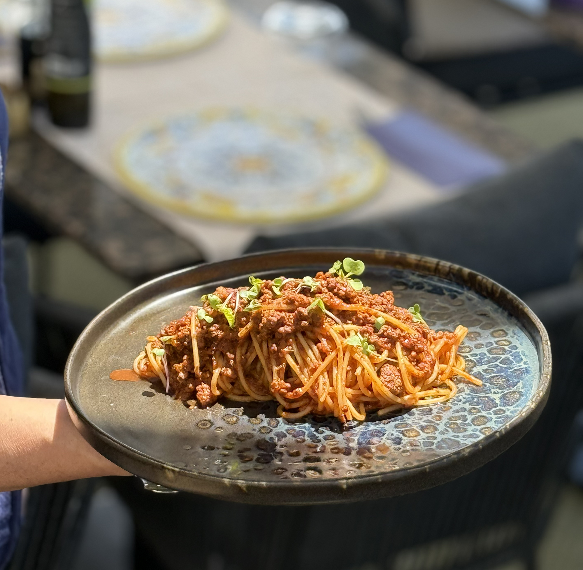 03 Cada plato es una experiencia. Cocina italiana auténtica elaborada con producto fresco, recetas de origen y el Mediterráneo como inspiración. Descubre nuestra carta a través de estas imágenes.