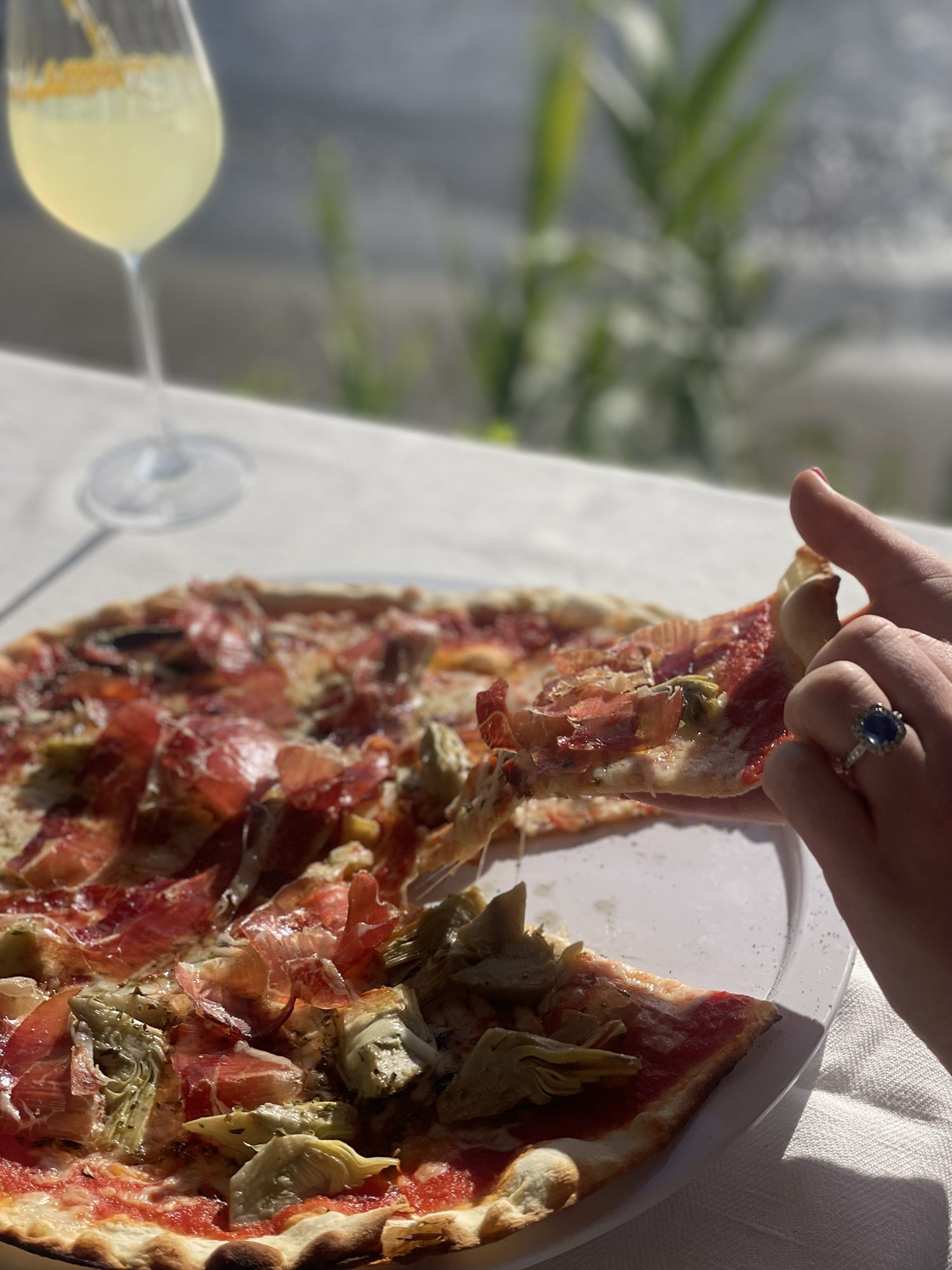 05 Cada plato es una experiencia. Cocina italiana auténtica elaborada con producto fresco, recetas de origen y el Mediterráneo como inspiración. Descubre nuestra carta a través de estas imágenes.